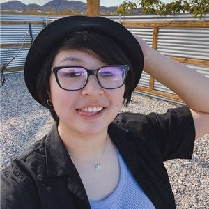 Meet your Posher, Nina